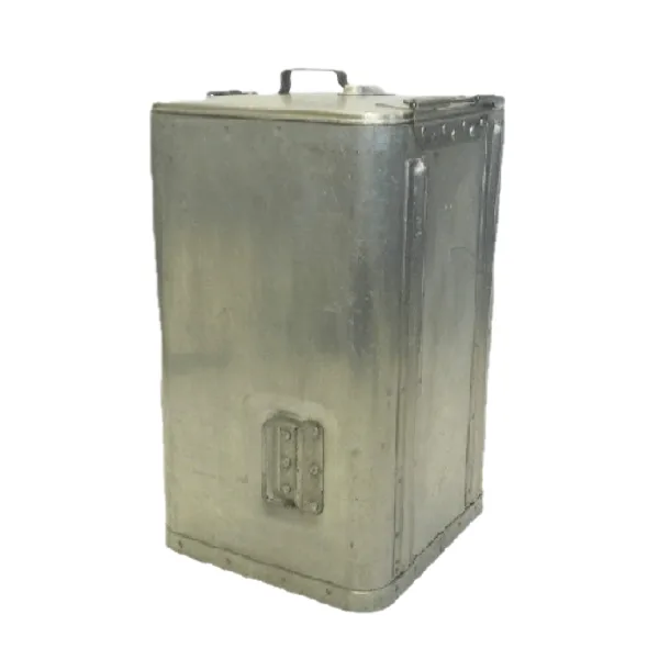 Giant Thermal Box